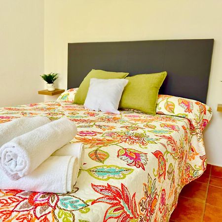 Centro Apartamento 2-C อูเอลบา ภายนอก รูปภาพ